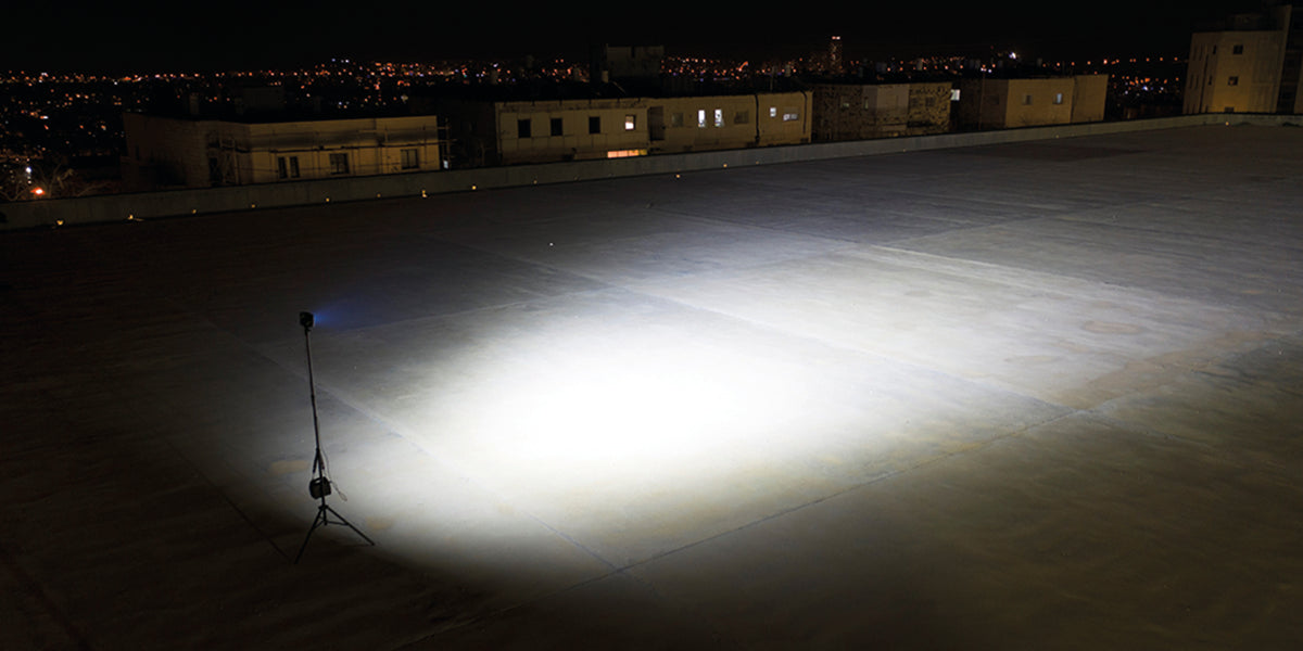 Solaris Lite 20K - 20000 Lumens | 22Ah Area Floodlight with SLA Battery