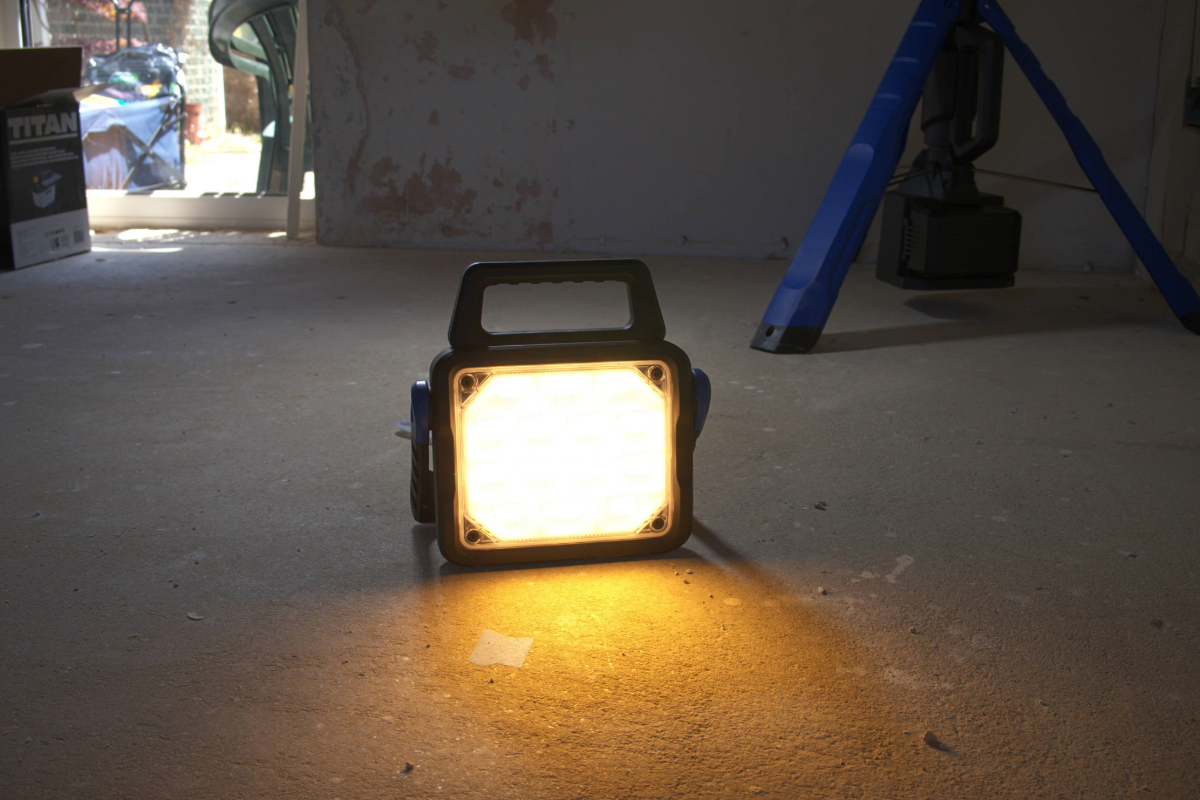 Workstar 6500 | 6500 Lumens | Rechargeable Work Light