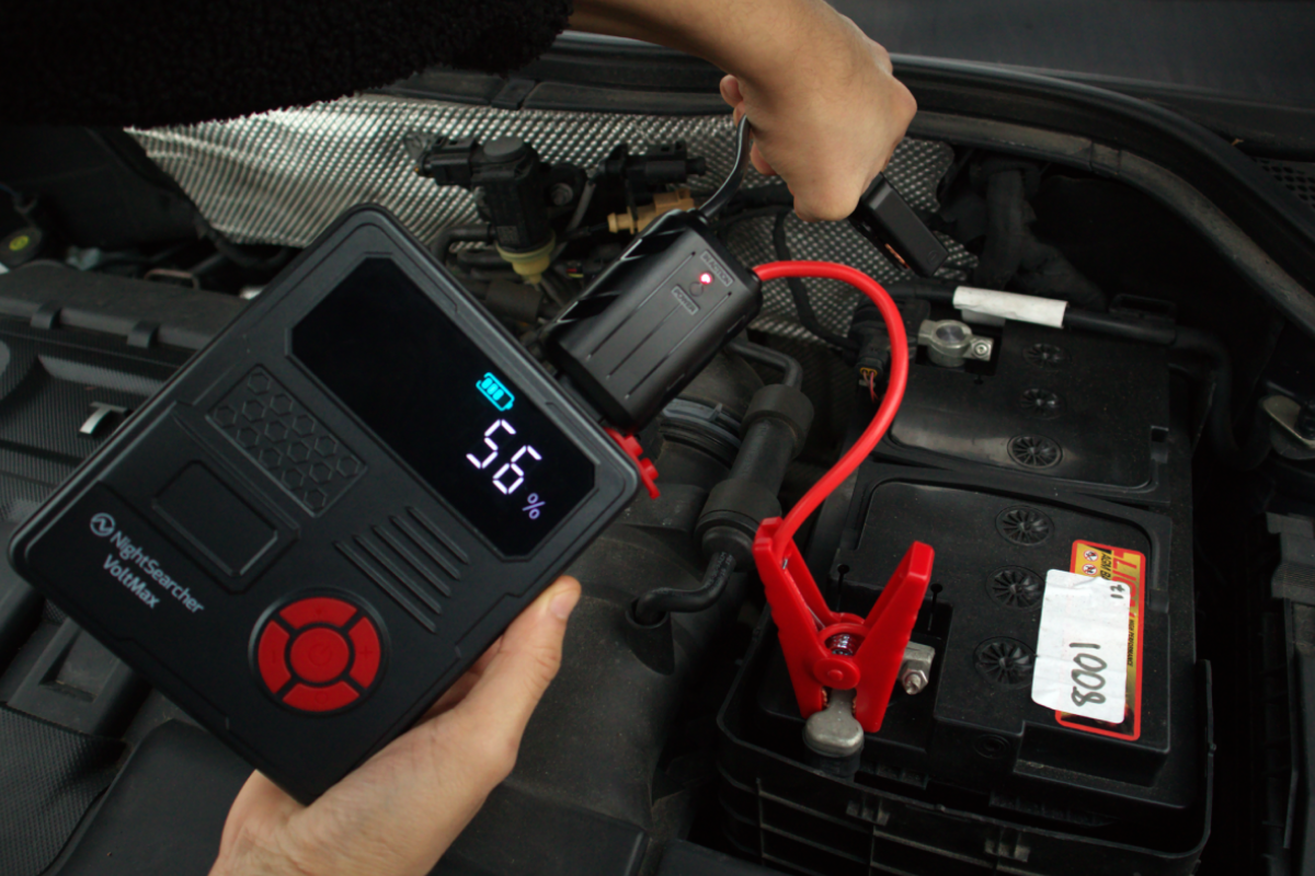 VoltMax | Rechargeable Digital Air compressor / Jump starter / Floodlight & Power Bank