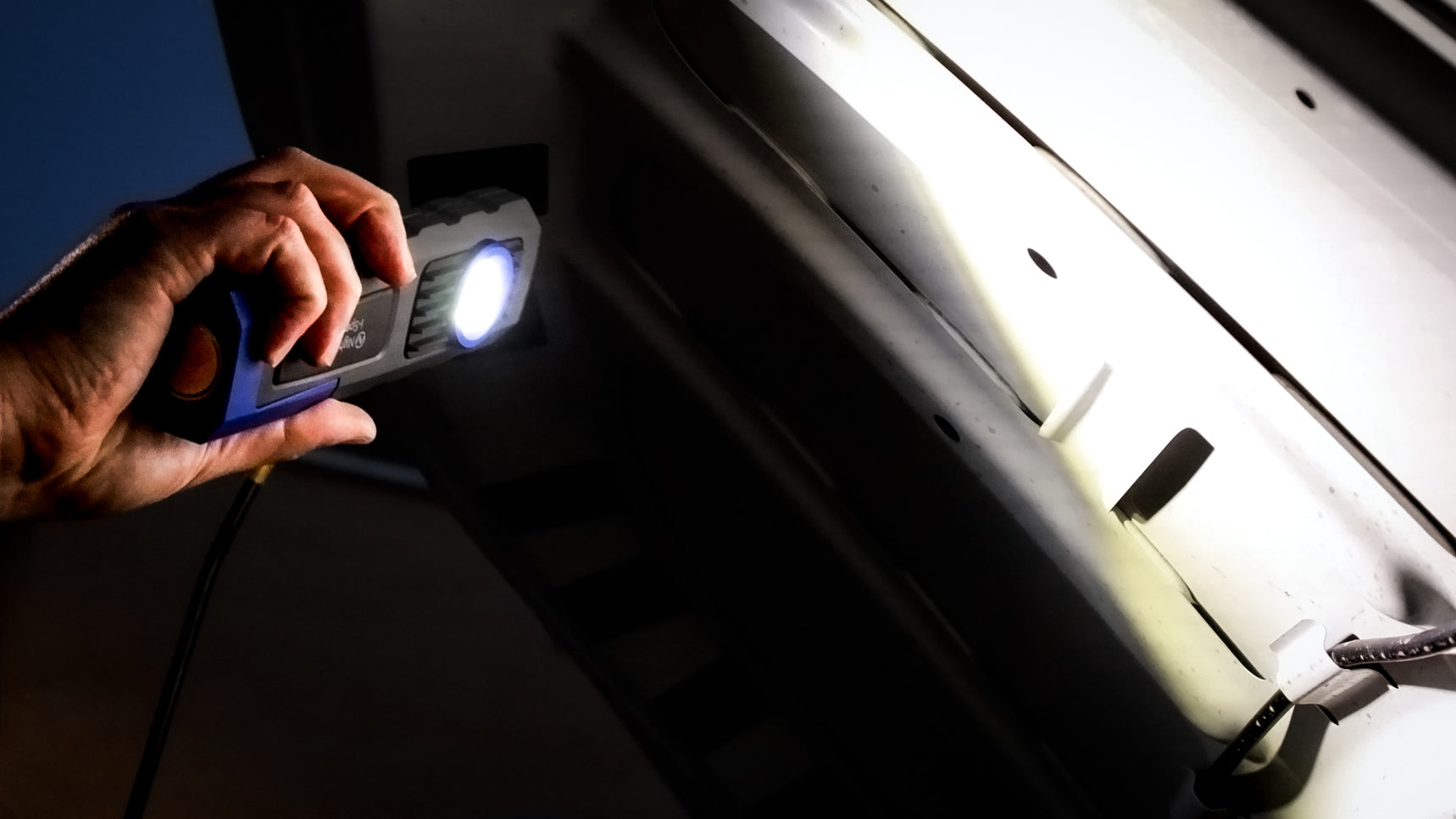 iSpector 600 | 600 Lumens | Rechargeable Inspection Light