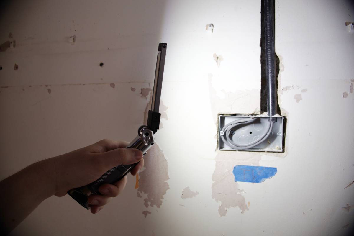 iSpector 1100 | 1100 Lumens | Rechargeable Inspection Light